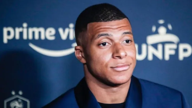 Kylian Mbappé durante un evento