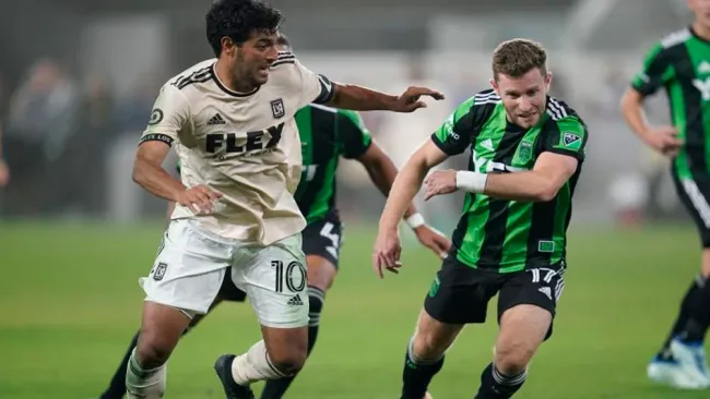 Carlos Vela, en juego ante Austin