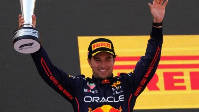 Checo Pérez tras finalizar en segundo lugar