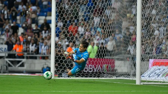 Chivas Femenil: Blanca Félix hizo un 'Tim Krul' en el Campeón de Campeones