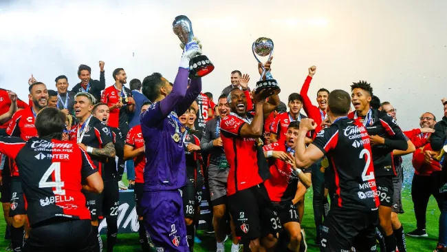 Atlas celebrando el título del CL22 