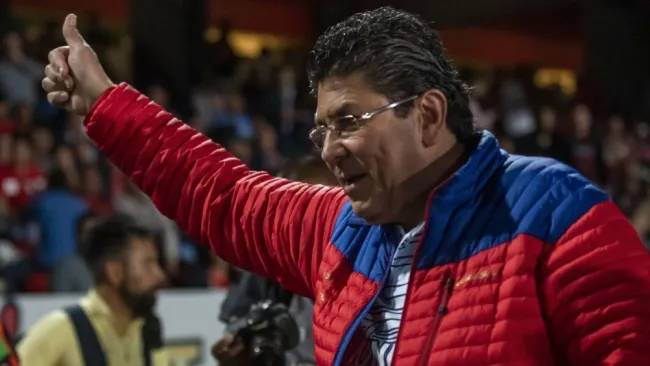 Fidel Kuri en un partido del Veracruz
