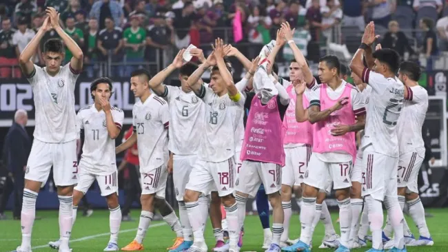 Jugadores de México tras un partido