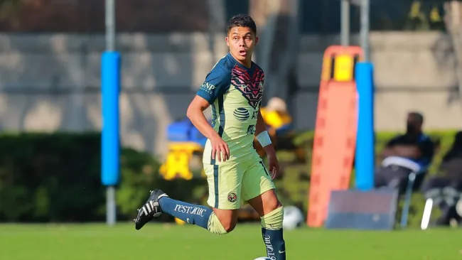 Morrison Palma durante un partido con América Sub 20