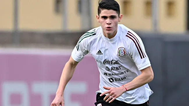 Israel Reyes con la Selección Mexicana
