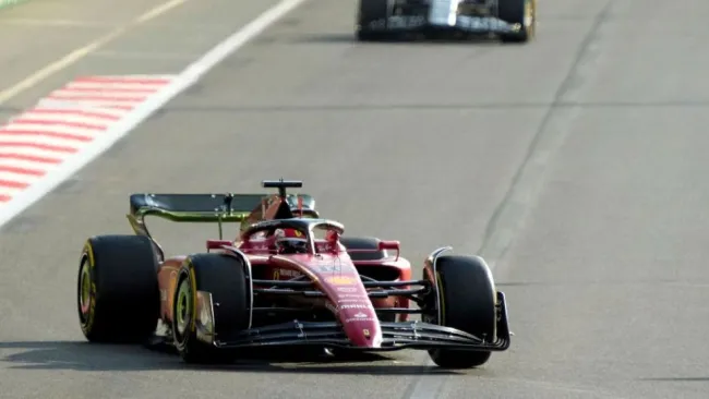 Charles Leclerc durante las prácticas libres