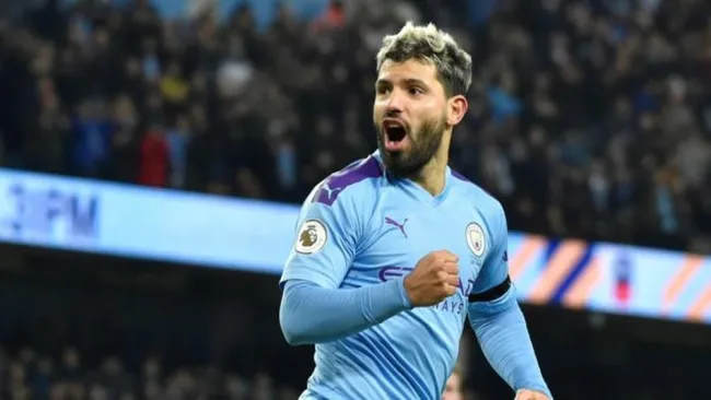 Sergio 'Kun' Agüero en partido con el Manchester City 