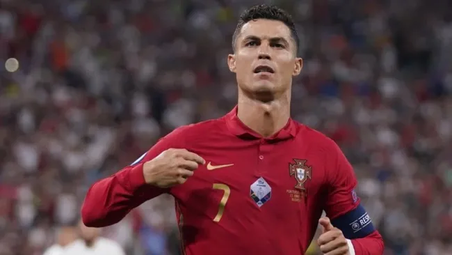 CR7 jugando con Portugal 