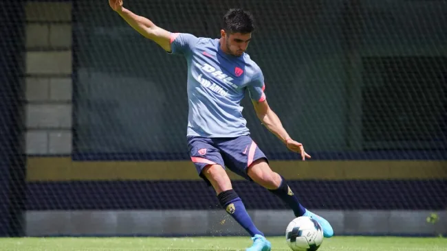 Gustavo del Prete en entrenamiento con Pumas