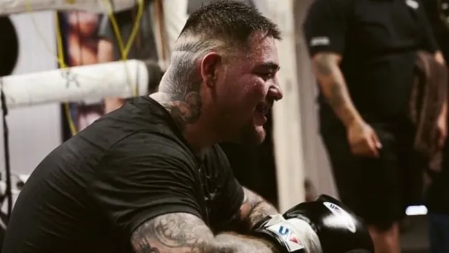 Andy Ruiz durante entrenamiento
