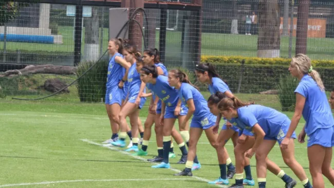 Jugadoras del América durante un entrenamiento