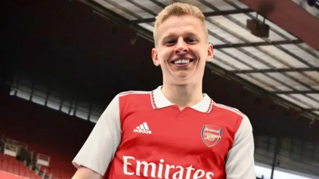 Oleksandr Zinchenko, plurifuncional ucraniano