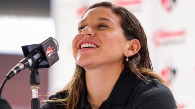 Norma Palafox en su presentación con Atlas