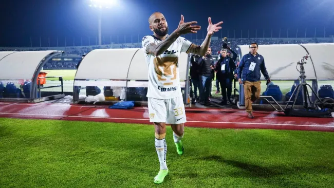 Pumas: Dani Alves agradeció a los aficionados auriazules por recibimiento en su debut