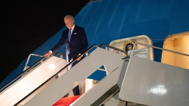 Joe Biden llegando a la Base de la Fuerza Aérea Andrews