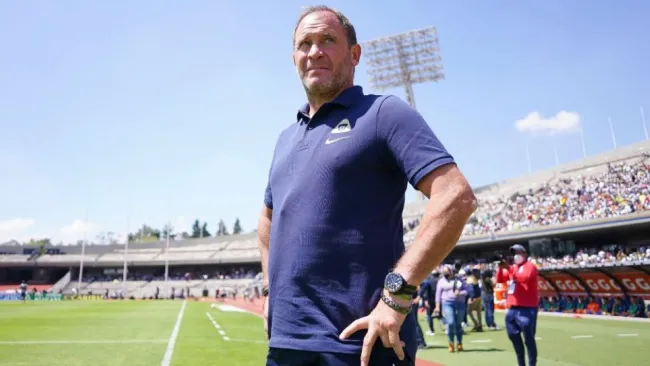 Andrés Lillini previo a un partido de Pumas