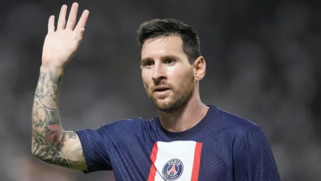 Lionel Messi en acción con PSG