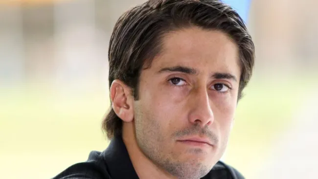 Javier Abella en conferencia de prensa