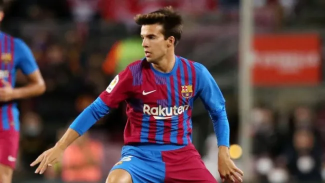 Riqui Puig durante un partido del Barcelona