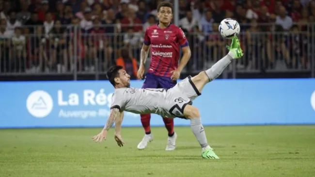 Messi logró el quinto gol del partido 