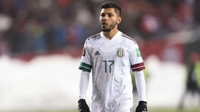 Tecatito Corona tras un partido de México