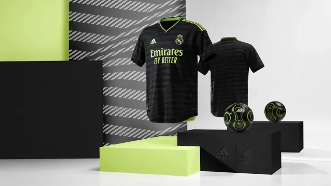 Tercera equipación del Real Madrid