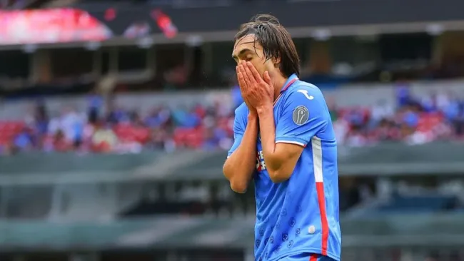 Shaggy Martínez lamentando una falla