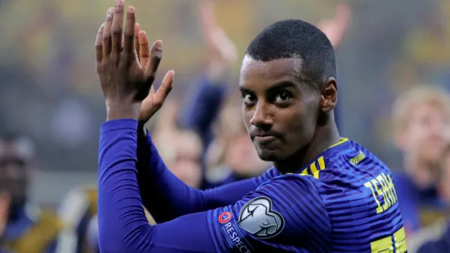 Alexander Isak, nuevo delantero del Newcastle