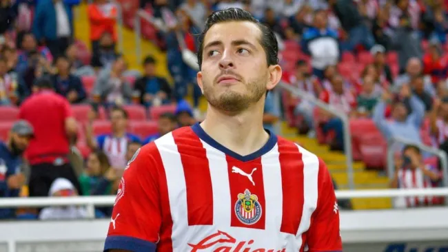 Alan Mozo previo a un partido de Chivas