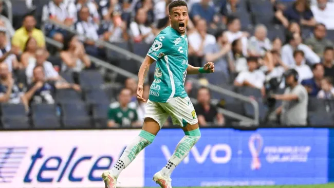 Byron Castillo con León