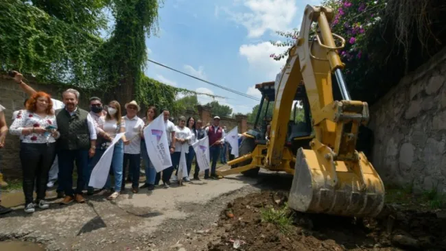 Pedro Rodríguez: Rehabilitaremos calles en las Peñitas, bodegas de Atizapán y Calacoaya
