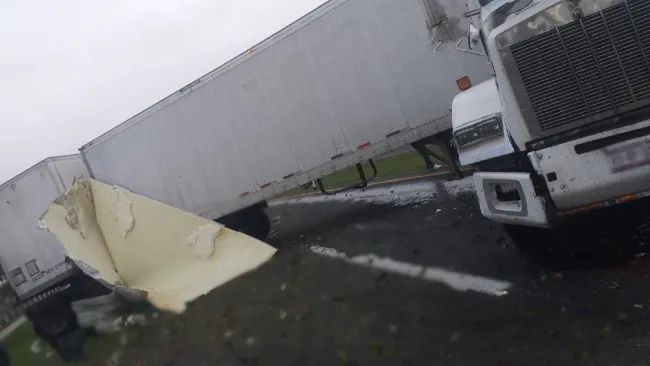 Aficionados de Tigres se quedaron varados por accidente en carretera