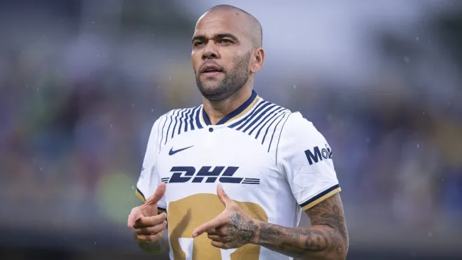Dani Alves está encantado con México