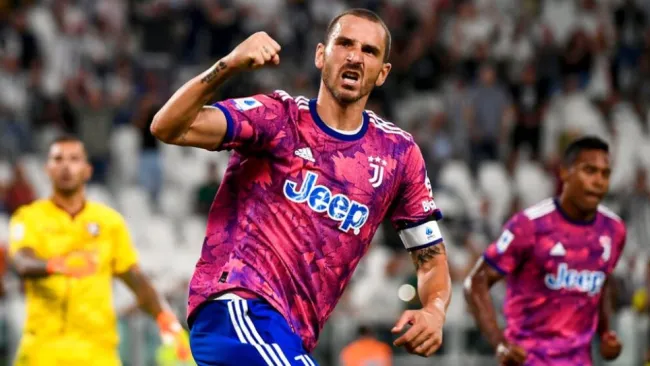 Leonardo Bonucci festejando un gol