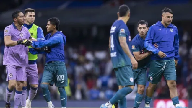 Corona y Morales se hicieron de palabras