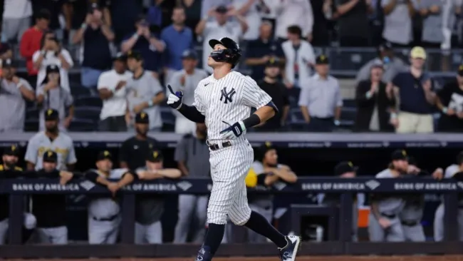 Aaron Judge tras conectar un homerun
