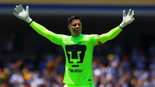 Pumas extraña a Talavera bajo los tres postes