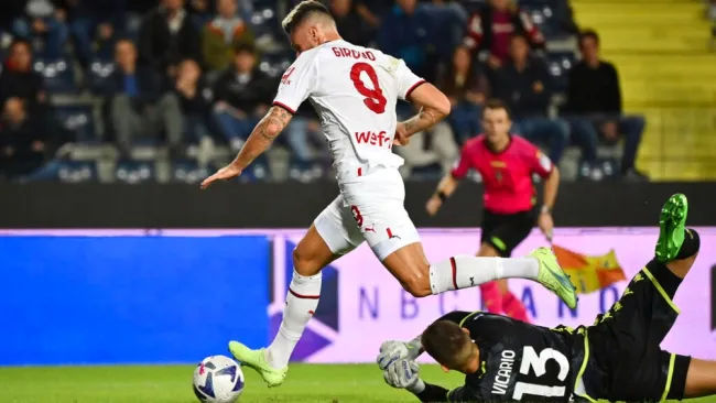 Milan venció 1-3 al Empoli en la Serie A