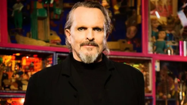 Miguel Bosé en sesión de fotos