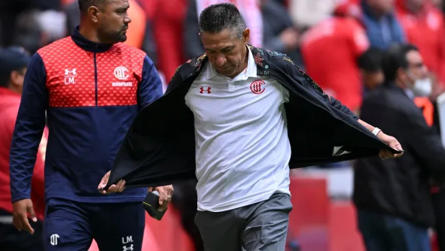 Nacho Ambriz en el partido de Repechaje de Toluca
