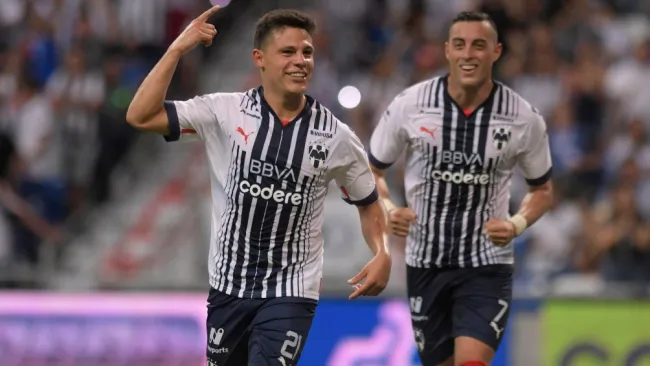 Ponchito González en festejo con Monterrey
