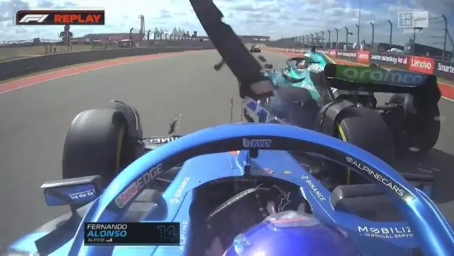 Contacto entre Fernando Alonso y Lance Stroll desde el punto de vista del español