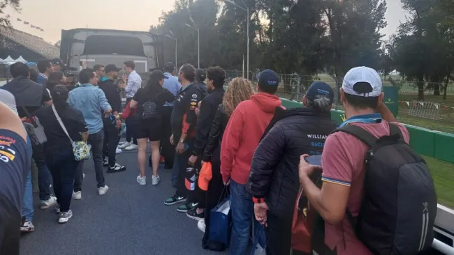 El recorrido en camión por el Autódromo Hermanos Rodríguez