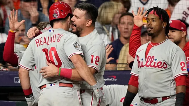 Serie Mundial: Phillies remontó desventaja de cinco carreras para vencer a Astros en extrainnings
