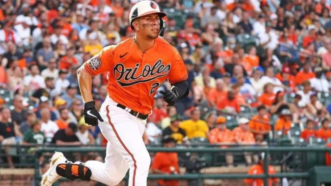 Ramón Urías durante un juego de los Orioles de Baltimore