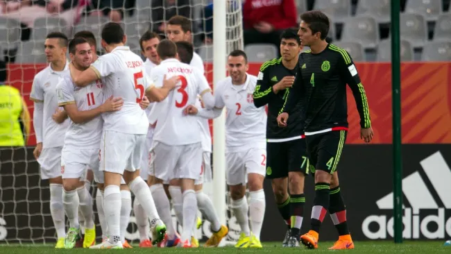 Chivas: El día que Veljko Paunovic venció al Tri de Chucky, Lainez, Guty, Orbelín y compañía