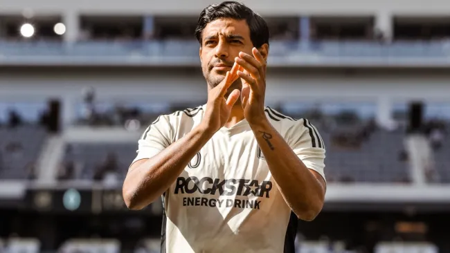 Carlos Vela con LAFC