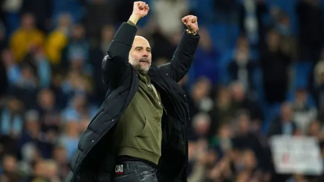 Pep Guardiola festejando un triunfo