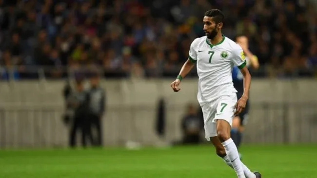 Salman Al-Faraj se resintió del hombro