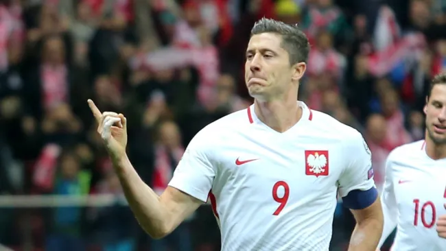 Lewandowski destacó el partido contra México